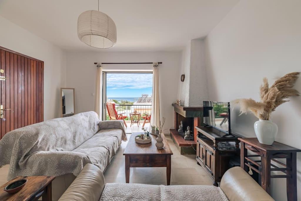 Seaside Escape Apartment Saronida Εξωτερικό φωτογραφία